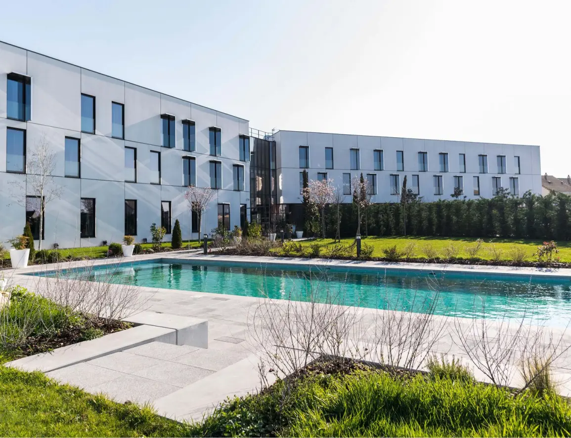 Hotel Dali - hotel avec piscine et restaurant proche Disneyland Paris - Marne La Vallée